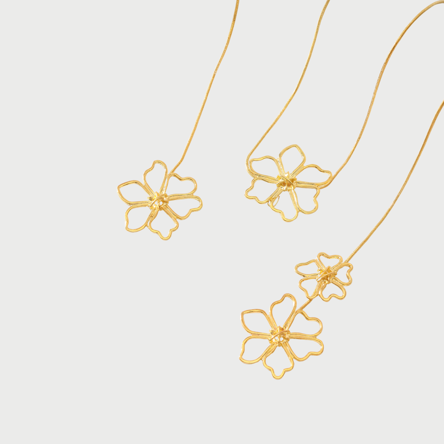 FLOWER LAYER NECKLACE