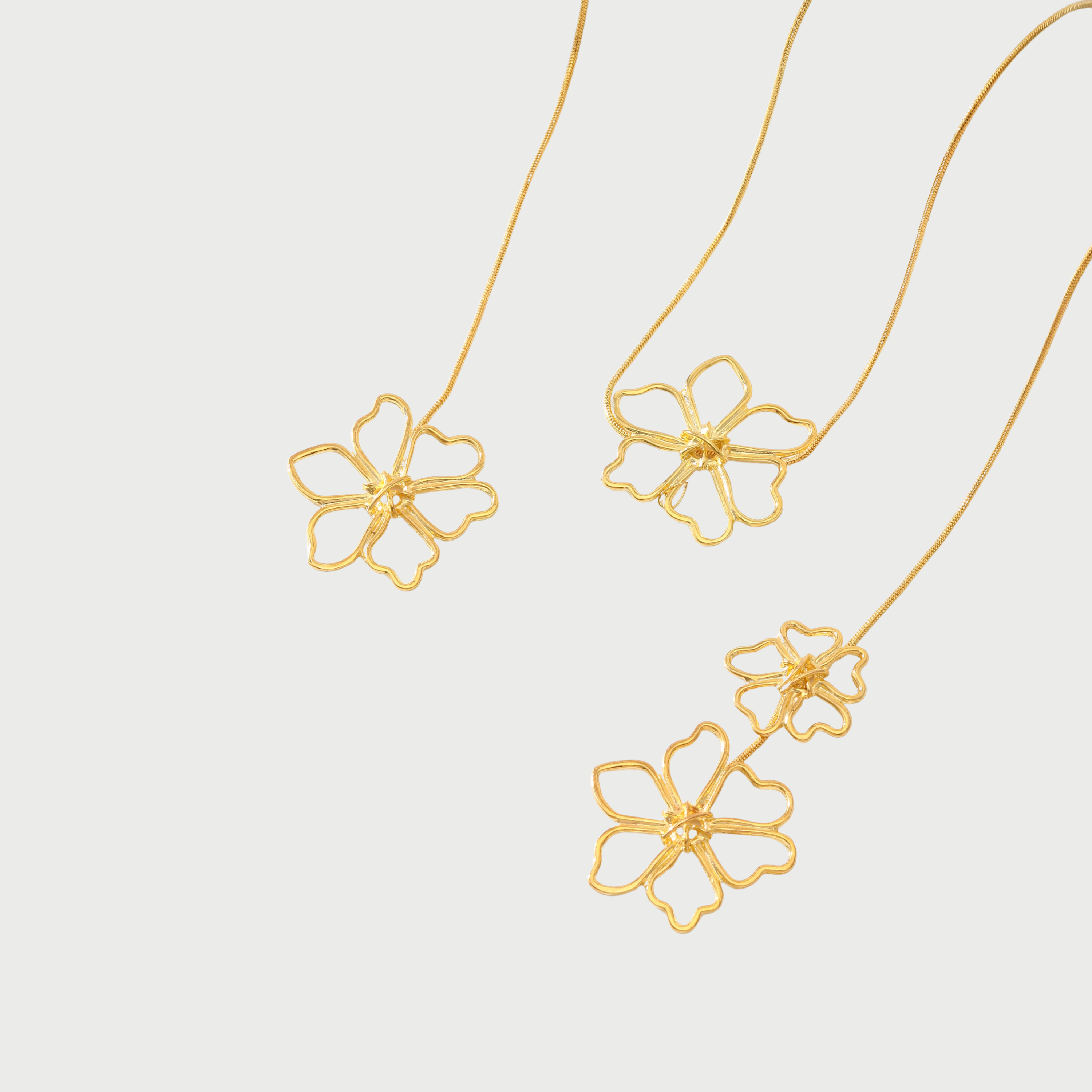 FLOWER LAYER NECKLACE